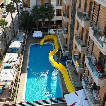 Beachfront In Albania With Pools 아파트
